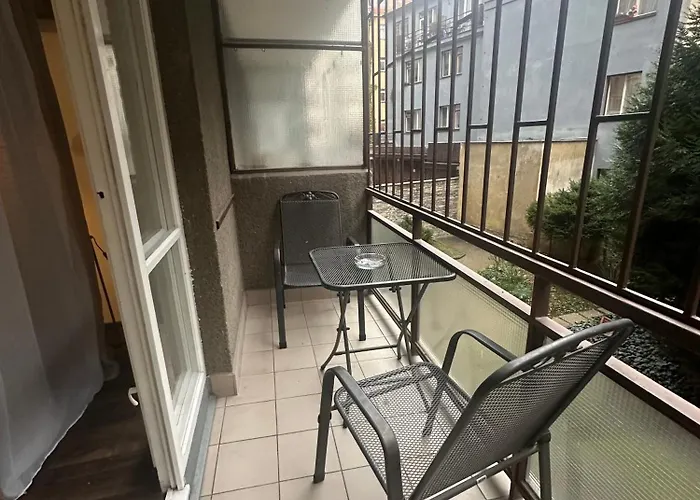 Apartment Budget Dlouha
